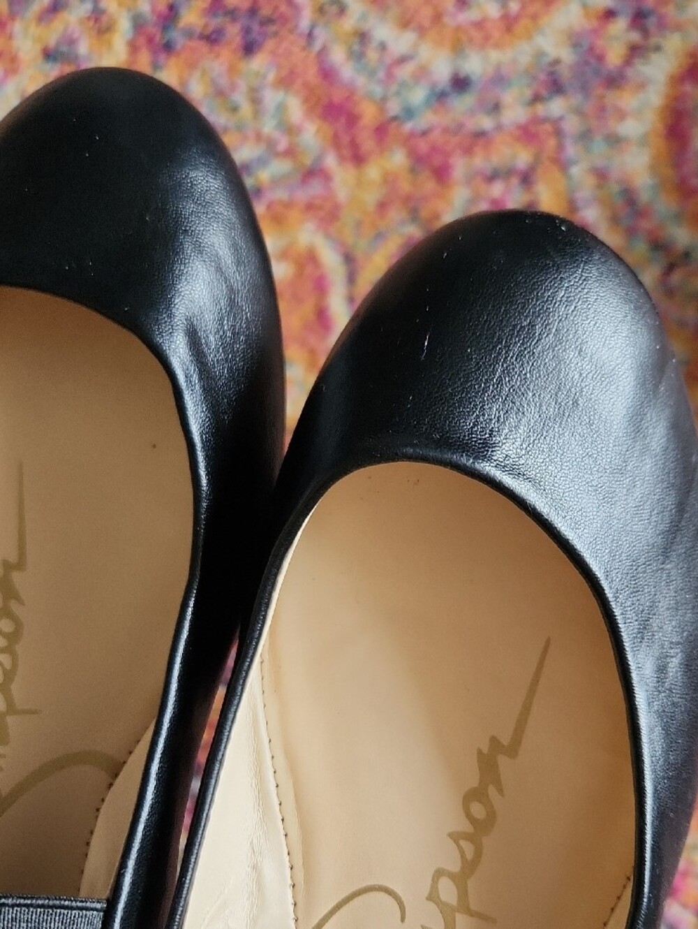 Madalaye 8.5 M Black Women's Crisscross Strap Flats - Picture 8 of 9